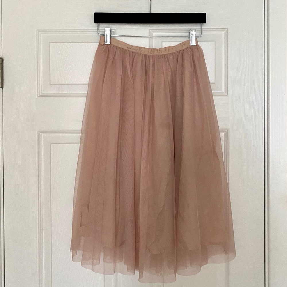 Dusty rose tulle skirt!